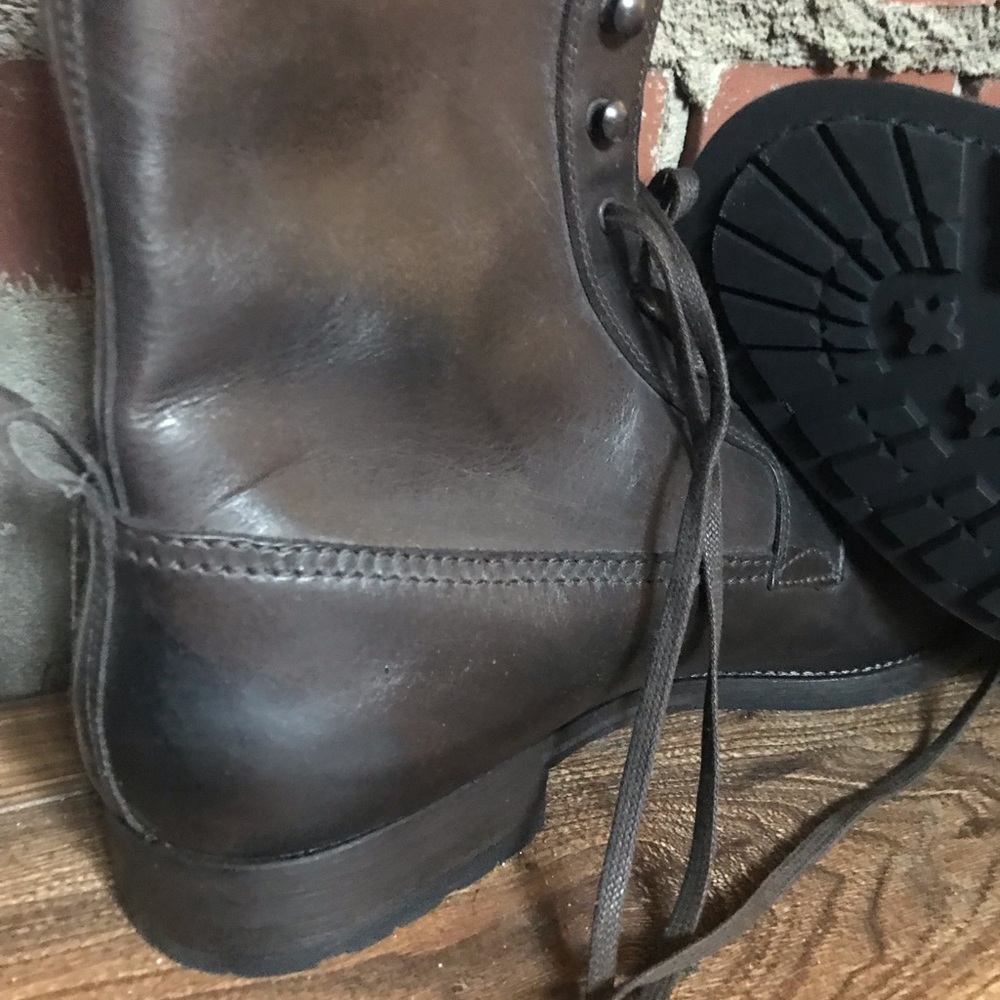 Men’s dress boots Brand New. Never worn